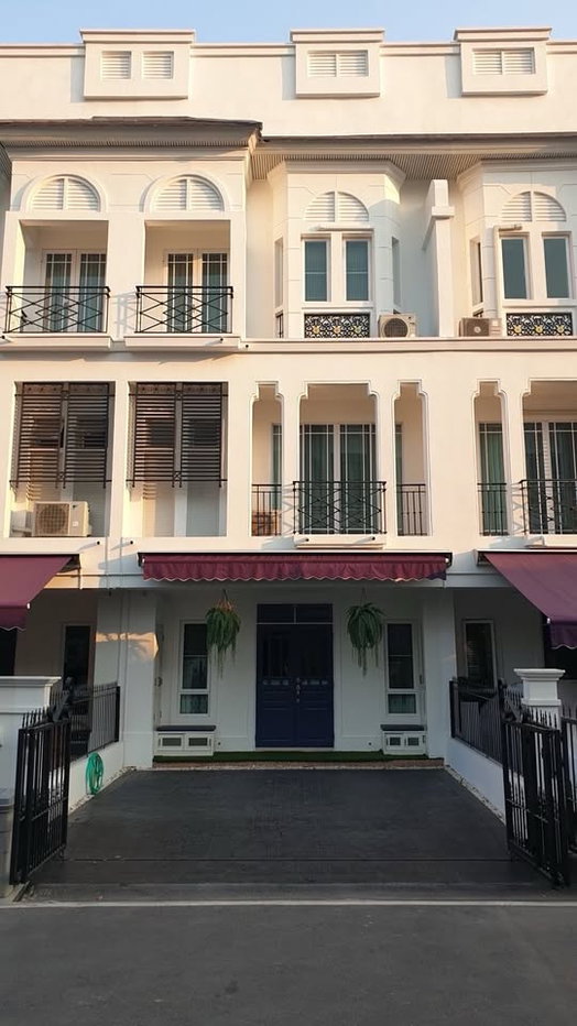 picture House for Rent at Leon Sukhumvit 62 (HR6812006) - 1/17