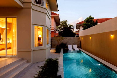 บ้านเดี่ยว ม.พายัพวิทยาเขตแก้วนวรัฐ : ปล่อยขายPoolVilla ทำเลทอง โครงการพิมุกต์ 4 ติดถนนวงแหวนรอบสอง พื้นที่ 270 ตร.ม. เหลือ 10.9ล้านบาทเท่านั้น
