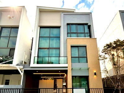 ขายบ้านเดี่ยว : ขายบ้านแฝด เอสทารา เฮเว่น พัฒนาการ 20 เนื้อที่ 42.90 ตร.ว. 220 ตร.ม. 3 ชั้น แต่งครบ พร้อมอยู่ ใกล้อ่อนนุช ทองหล่อ เอกมัย