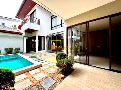 เช่าบ้านเดี่ยว โรงเรียนเซนต์แอนดรูส์อินเตอร์เนชันแนล กรุงเทพ : Spacious 4 Bedroom Pool Villa for Rent in Sukhumvit 26 - BR28240SH