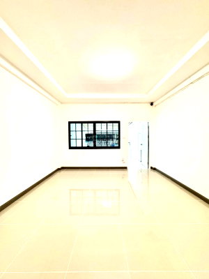 Townhouses for sale Samut Prakarn : For Sale Townhouse/Townhome  , Lally Ville 2 Srinakarin - Teparak , Phraek Sa Mai , Mueang Samut Prakan , Samut Prakarn , CX-148408 ✅ Live chat with us ADD LINE @connexproperty ✅