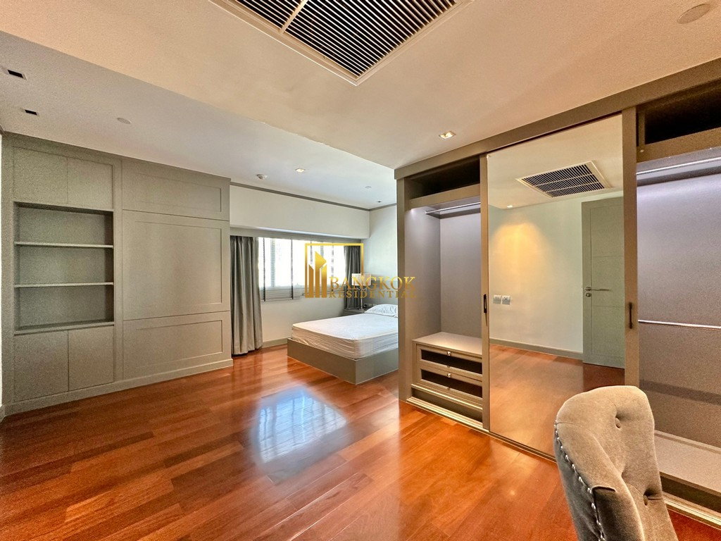 รูป Le Raffine 31 | Superb 3 Bedroom Duplex Condo With Pool - BR11143CD - รูปที่ 25/60