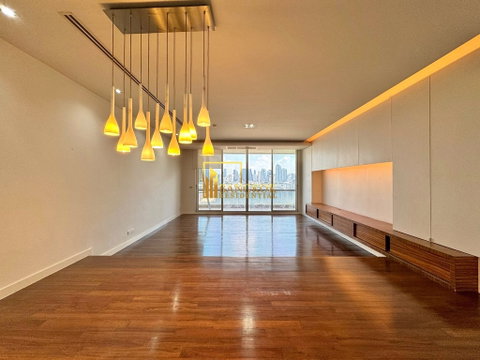 River House Condo | Spacious 3 Bedroom Condo With River Views - BR16202CD