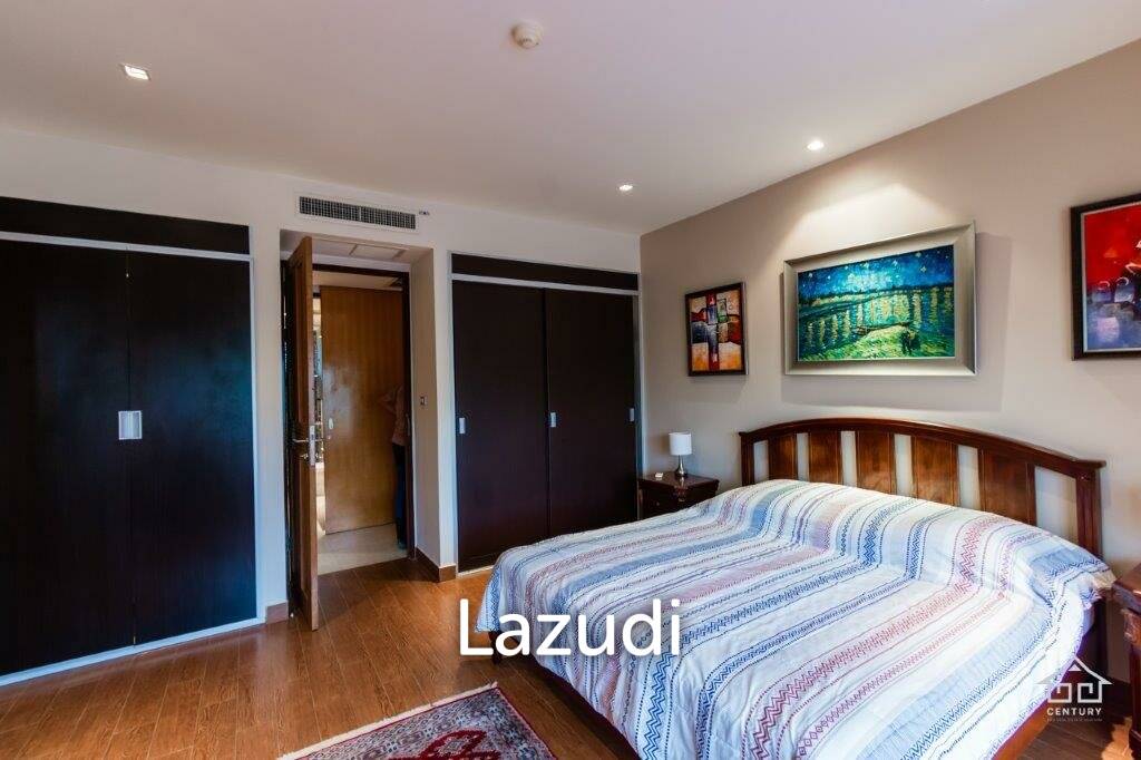 picture BLUE LAGOON : Immaculately presented 2nd floor 2 bed condo overlooking large swimming pool lagoon. - 33/52