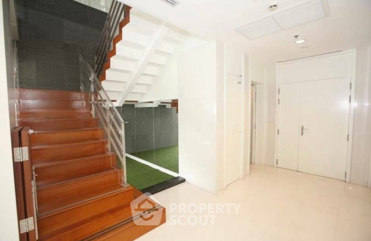 รูป ดูเพล็กซ์ 4 ห้องนอน ที่ Royal Residence Park ใกล้ BTS เพลินจิต 90 ม. (ID 1791398) - รูปที่ 9/11