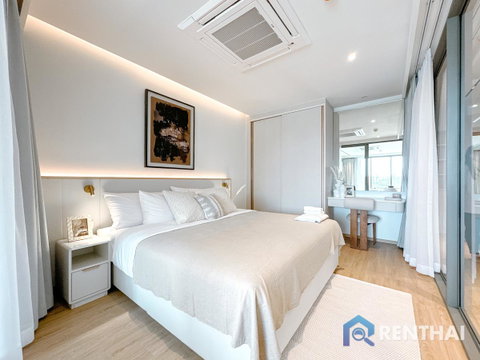 สำหรับ ขาย คอนโด 1 ห้องนอน ที่ The Aqua