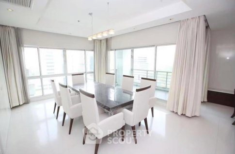 4-BR Duplex At Royal Residence Park, 90m to BTS Phloen Chit (ID 1791398)