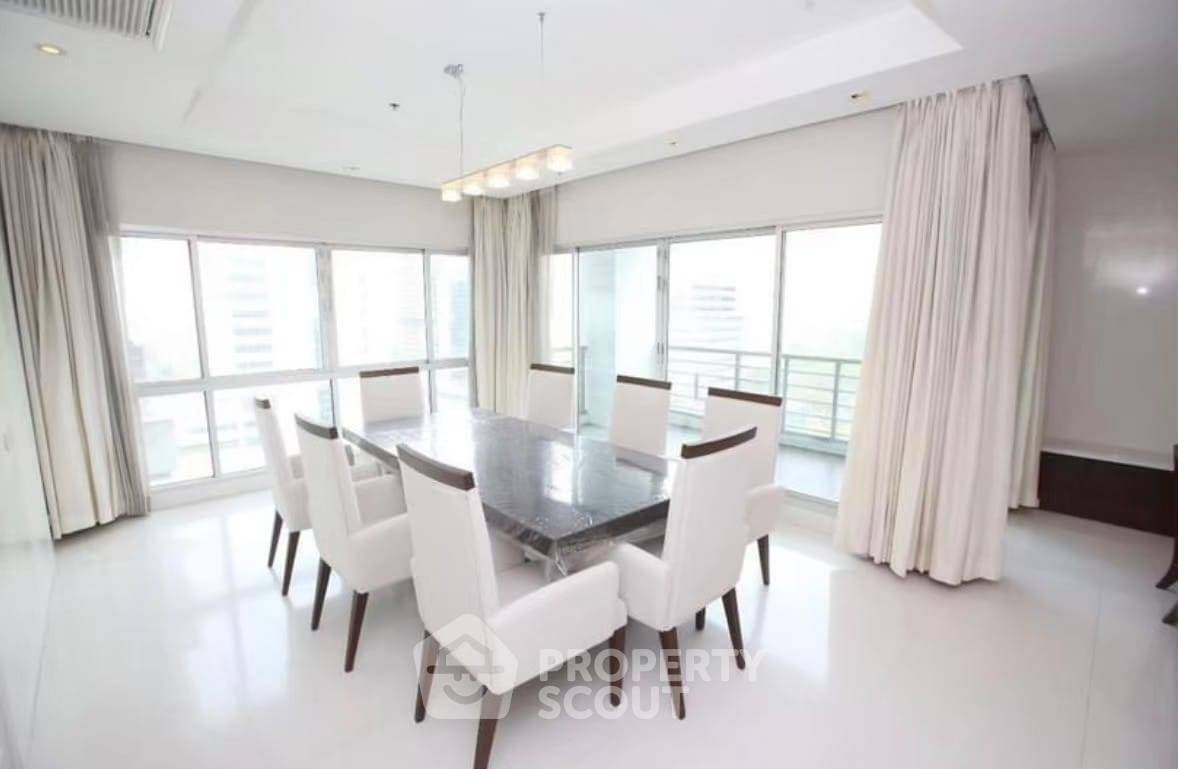 รูป ดูเพล็กซ์ 4 ห้องนอน ที่ Royal Residence Park ใกล้ BTS เพลินจิต 90 ม. (ID 1791398) - รูปที่ 1/11