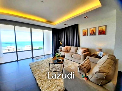 Condos for sale : 3 Bedroom 2 Bathroom 268 SQ.M. La Royal Beach