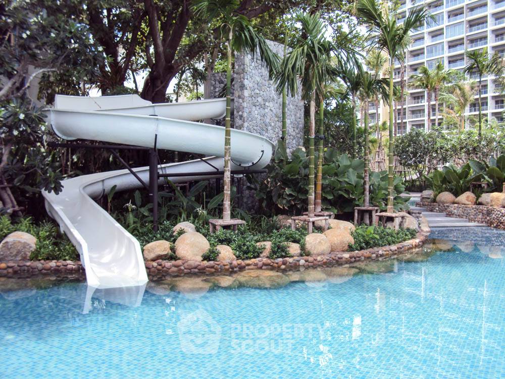 picture High-Floor 3-BR 177 Sqm Duplex Condo For Rent, Phratamnak near Beach (ID 995605) - 31/34