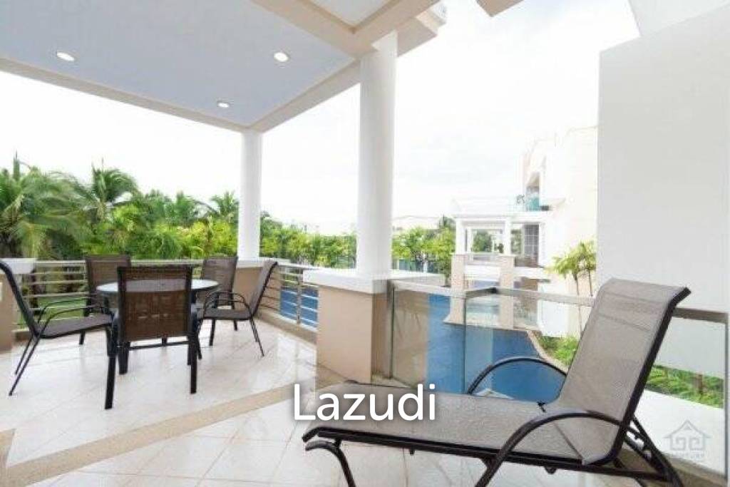 picture BLUE LAGOON : Immaculately presented 2nd floor 2 bed condo overlooking large swimming pool lagoon. - 30/52