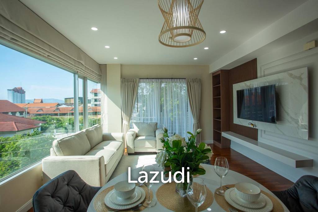 รูป BAAN SAN DAO : 2 bed great new renovated condo - รูปที่ 3/31