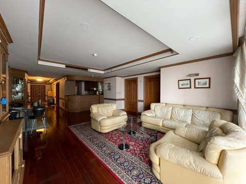LTH3757- Las Colinas FOR SALE 2 beds 3 baths size 141 Sq.M. Nearby BTS Asoke station ONLY 14.8 MB