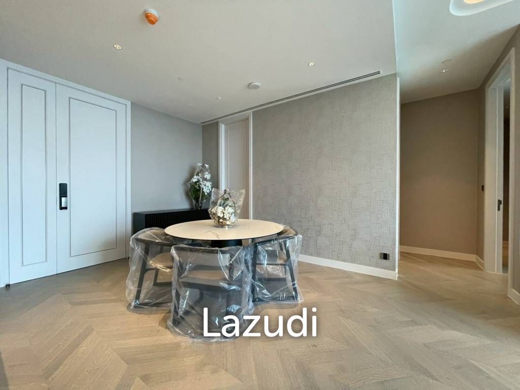 รูป Spacious 2-Bedroom Condo with Panoramic City & Park Views at One 89 Wireless for Sale and Rent - รูปที่ 4/14