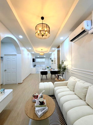 ทาวน์โฮม พิพิธภัณฑ์ยางพารา  : For Sale Corner Townhouse 2 Bedroom in East Pattaya Khao Noi