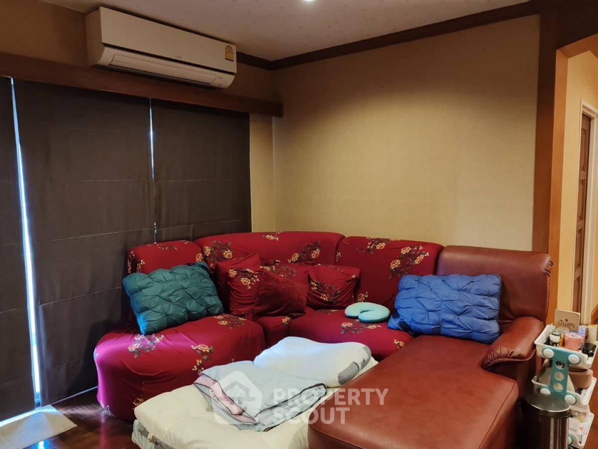 รูป คอนโด 2 ห้องนอน 115 ตร.ม. สำหรับขาย ที่ เซ็นทรัล ซิตี้ อีสต์ ทาวเวอร์ บางนา (ID 1929375) - รูปที่ 12/16