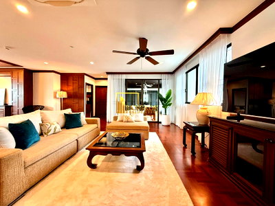 เช่ากิจการ ถนนพระราม 3 : Elegant 3+1 Bedroom Luxury Apartment in Phrom Phong Area - BR21391AP