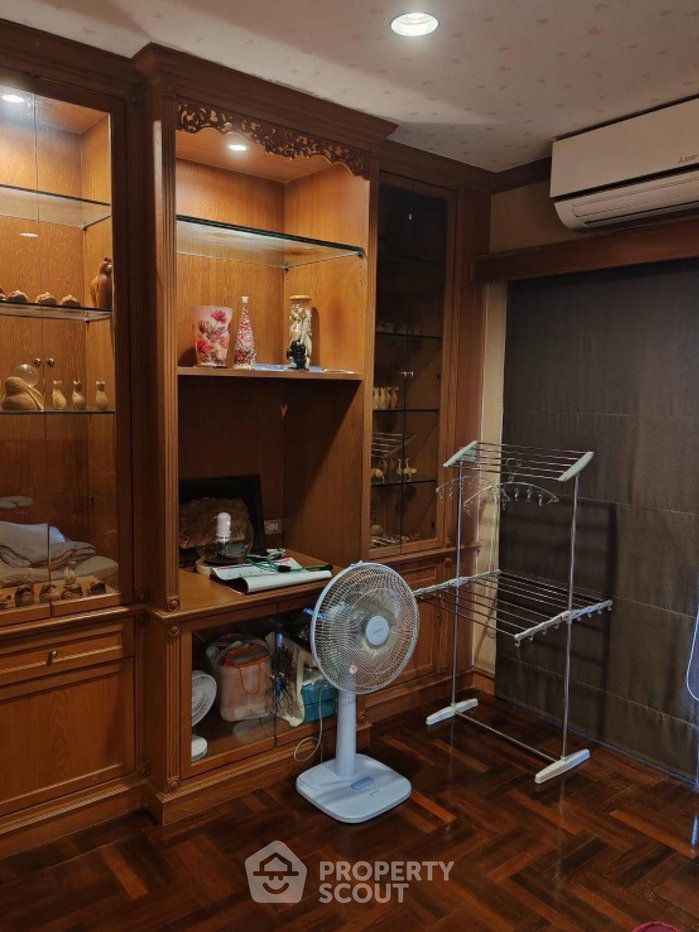 รูป คอนโด 2 ห้องนอน 115 ตร.ม. สำหรับขาย ที่ เซ็นทรัล ซิตี้ อีสต์ ทาวเวอร์ บางนา (ID 1929375) - รูปที่ 11/16