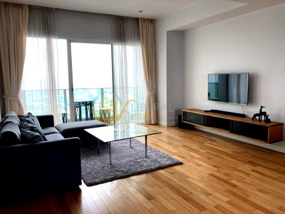คอนโดให้เช่า : LTH3159 – Millennium Residence FOR RENT 3 beds 3 baths Size 146 Sq.M. nearby BTS Asoke Station ONLY 80k/Month