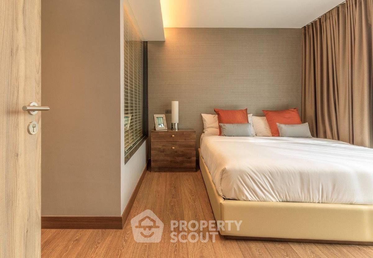 รูป คอนโด 2 ห้องนอน 80 ตร.ม. I - Loft @ Sukhumvit ชั้น 6 ใกล้ BTS พร้อมพงษ์ (ID 2631698) - รูปที่ 4/10