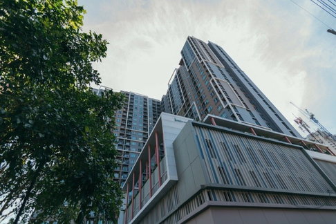 ✨ For Sale: The Stage Taopoon Interchange Condo ✨💰 Only 2,500,000 THB