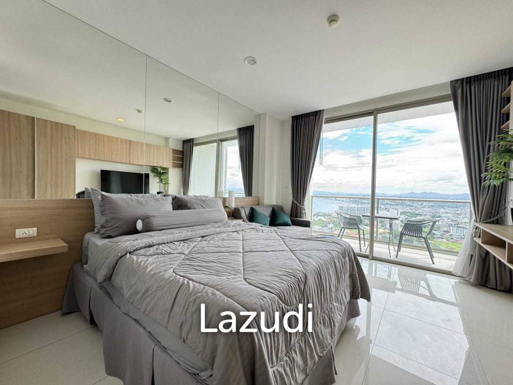 picture Studio 1 Bath 32 SQ.M. The Riviera Wongamat - 1/9