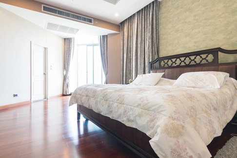 LTH4512 – Penthouse at Supalai Wellington FOR SALE 4 beds size 250 Sq.M. Nearby MRT Thailand Cultural Centre station ONLY 27.075 MB