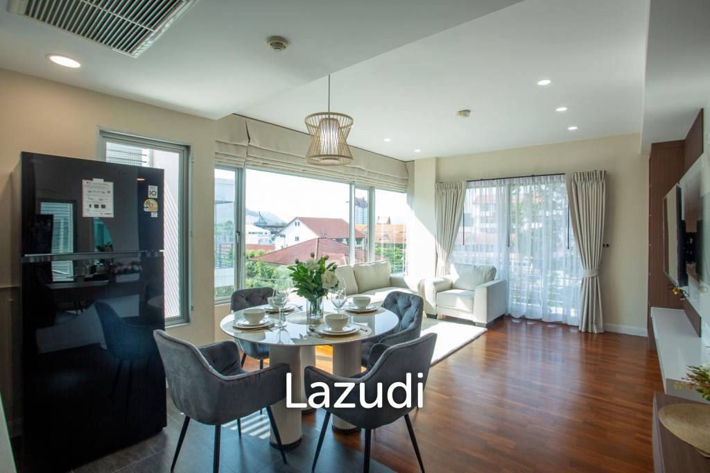 รูป BAAN SAN DAO : 2 bed great new renovated condo - รูปที่ 9/31