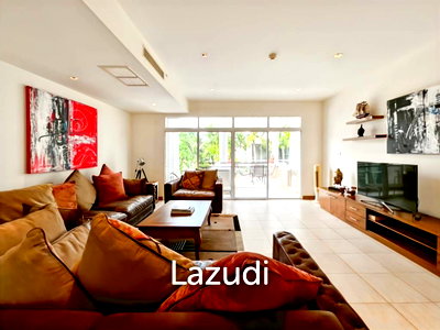 Condos for sale : Spacious 2 Bedroom Freehold Condo in Cha-Am Blue Lagoon