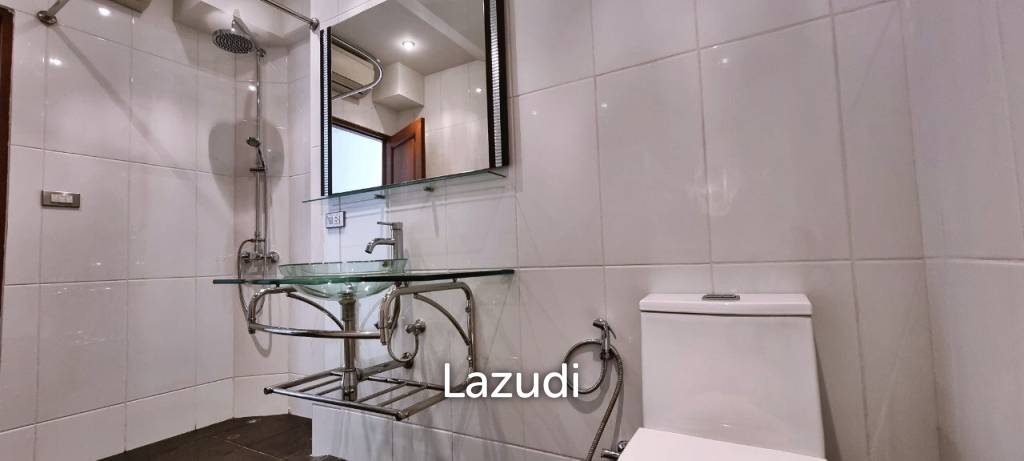 picture 3 Beds 1 Bath 106 SQ.M. La Royale Condo - 15/16