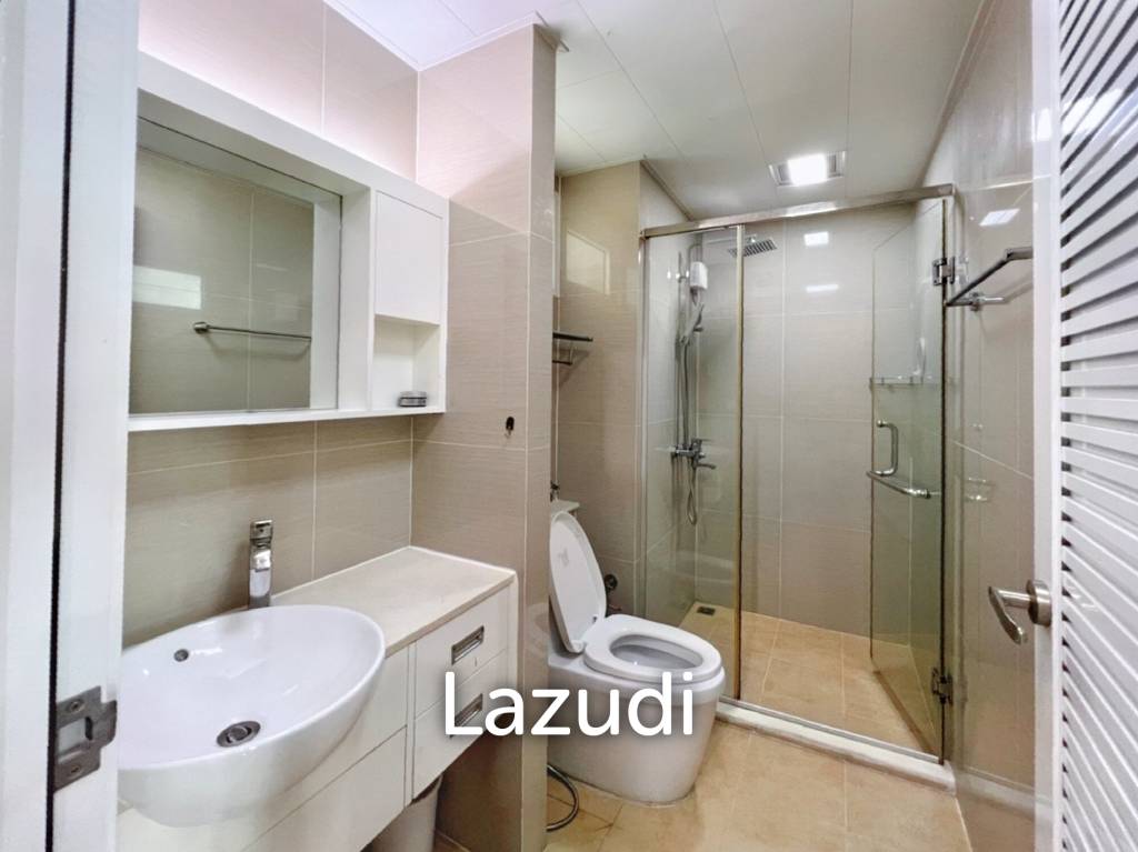 picture 1 bed 1 bath 39 SQ.M T.C. Green Condominium - 11/11