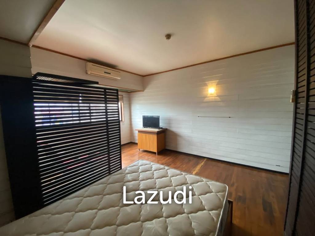 รูป 662 sqm 10 Bed Condo on 5th Floor at Baan Onnut Condominium Bang Chak - รูปที่ 3/14