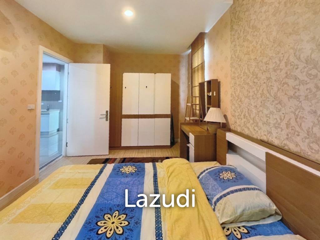 picture 1 bed 1 bath 39 SQ.M T.C. Green Condominium - 8/11