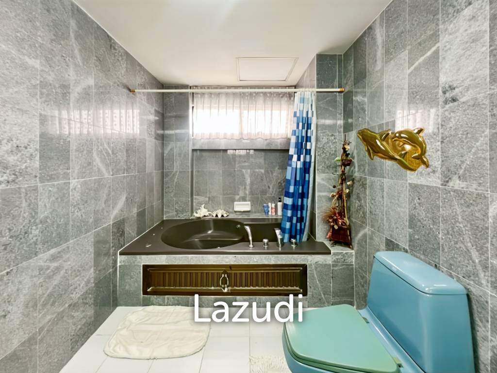 picture Stunning Ocean View 2-Bed Condo 144 Sqm in Regent Villa Condo - 13/33