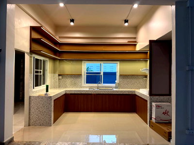 Home office for rent : LTH14718 –  Home Office for Rent | Sukhumvit  | 400 sqm | 5 Bedrooms 4 Bathrooms |  | Near BTS Phra Khanong | 120,000 THB/Month