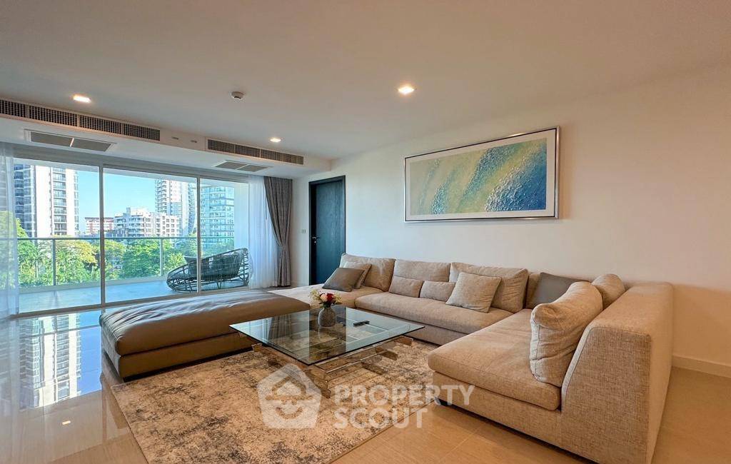 รูป คอนโด 3 ห้องนอน 180 ตร.ม. ขาย ที่ Elegance @ Cosy Beach Pattaya (ID 1556860) - รูปที่ 8/9