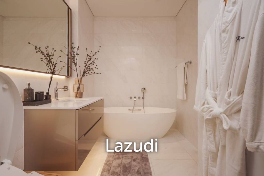 รูป Open-Plan 2-Bedroom Condo at The Residences at Sindhorn for Sale - รูปที่ 9/9