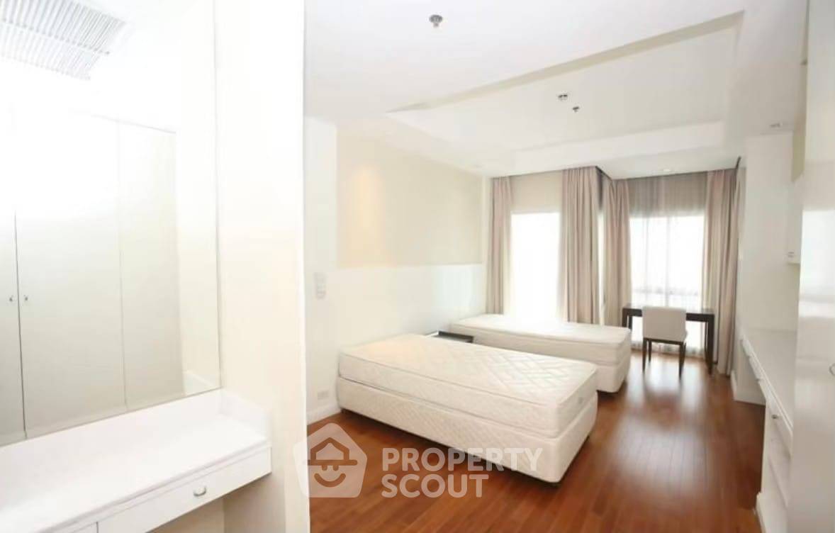 รูป ดูเพล็กซ์ 4 ห้องนอน ที่ Royal Residence Park ใกล้ BTS เพลินจิต 90 ม. (ID 1791398) - รูปที่ 8/11