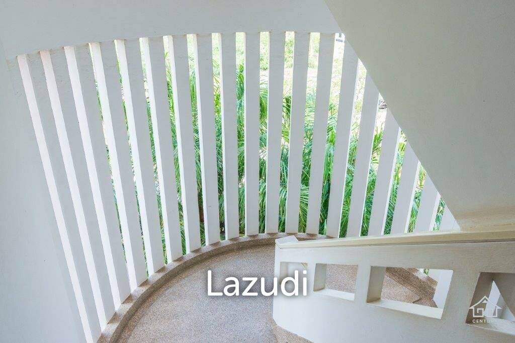 รูป SPRINGFIELD BEACH CONDO : 2 bed beachfront condo with great views - รูปที่ 14/34