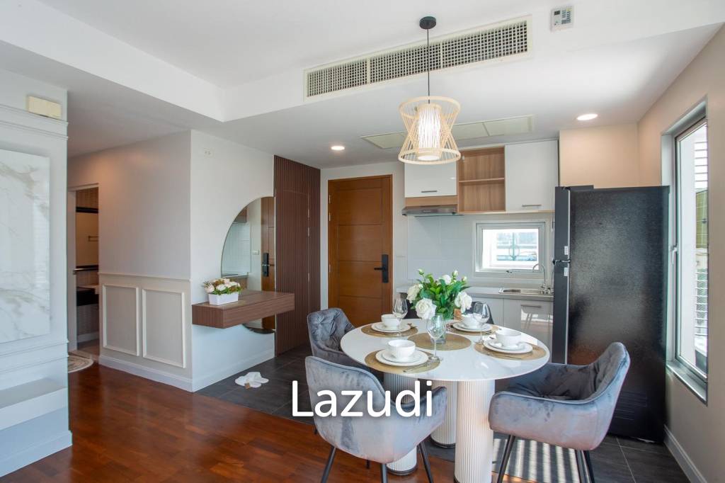 รูป BAAN SAN DAO : 2 bed great new renovated condo - รูปที่ 13/31