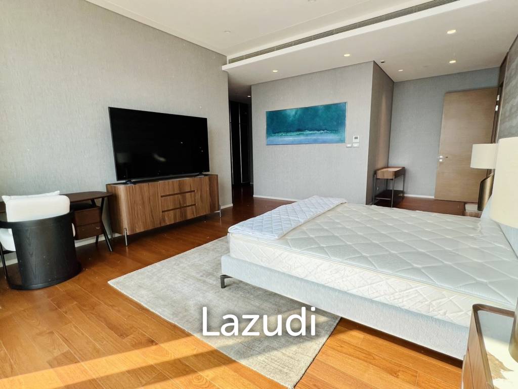 รูป Spacious 4-Bedroom Condo with Panoramic City Views for Sale in Lumpini - รูปที่ 12/17