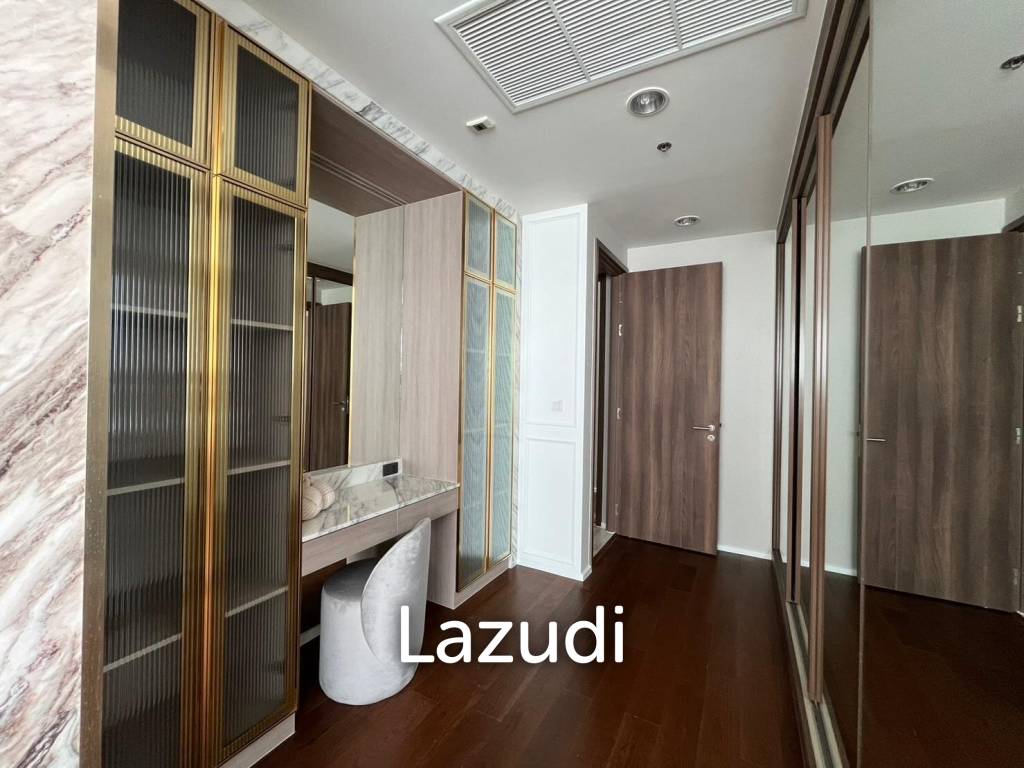 รูป Luxurious 3-Bed Condo at Menam Residences, Bangkok - รูปที่ 12/16