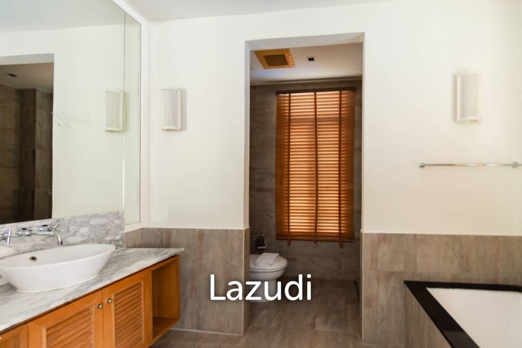 รูป BLUE LAGOON :  2 Bed Pool Access Condo - รูปที่ 11/17