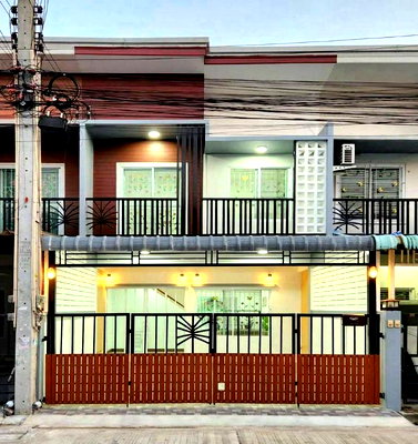 ทาวน์โฮม ไปรษณีย์ศรีราชา : ขายทาวน์โฮม ปาล์มวิลเลจ ใกล้นิคม เครือสหพัฒน์ ศรีราชา ชลบุรี 