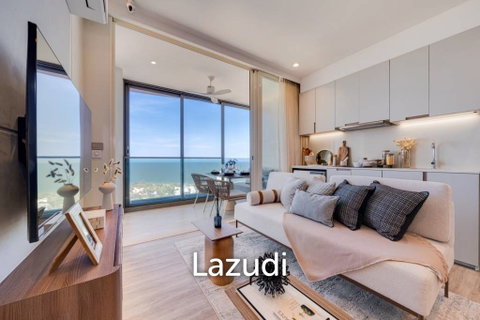 Contemporary 2-Bedroom Condo with Ocean Views
