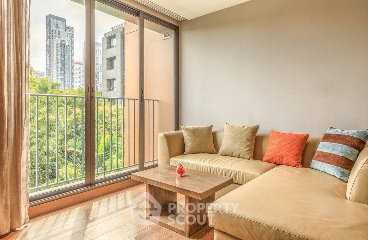 รูป คอนโด 2 ห้องนอน 80 ตร.ม. I - Loft @ Sukhumvit ชั้น 6 ใกล้ BTS พร้อมพงษ์ (ID 2631698) - รูปที่ 3/10