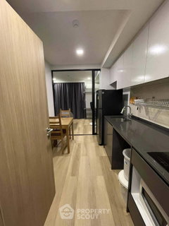 Pet-Friendly 1-BR Condo In Maestro 07 Victory Monument, 300m to BTS Victory Monument (ID 2736398)