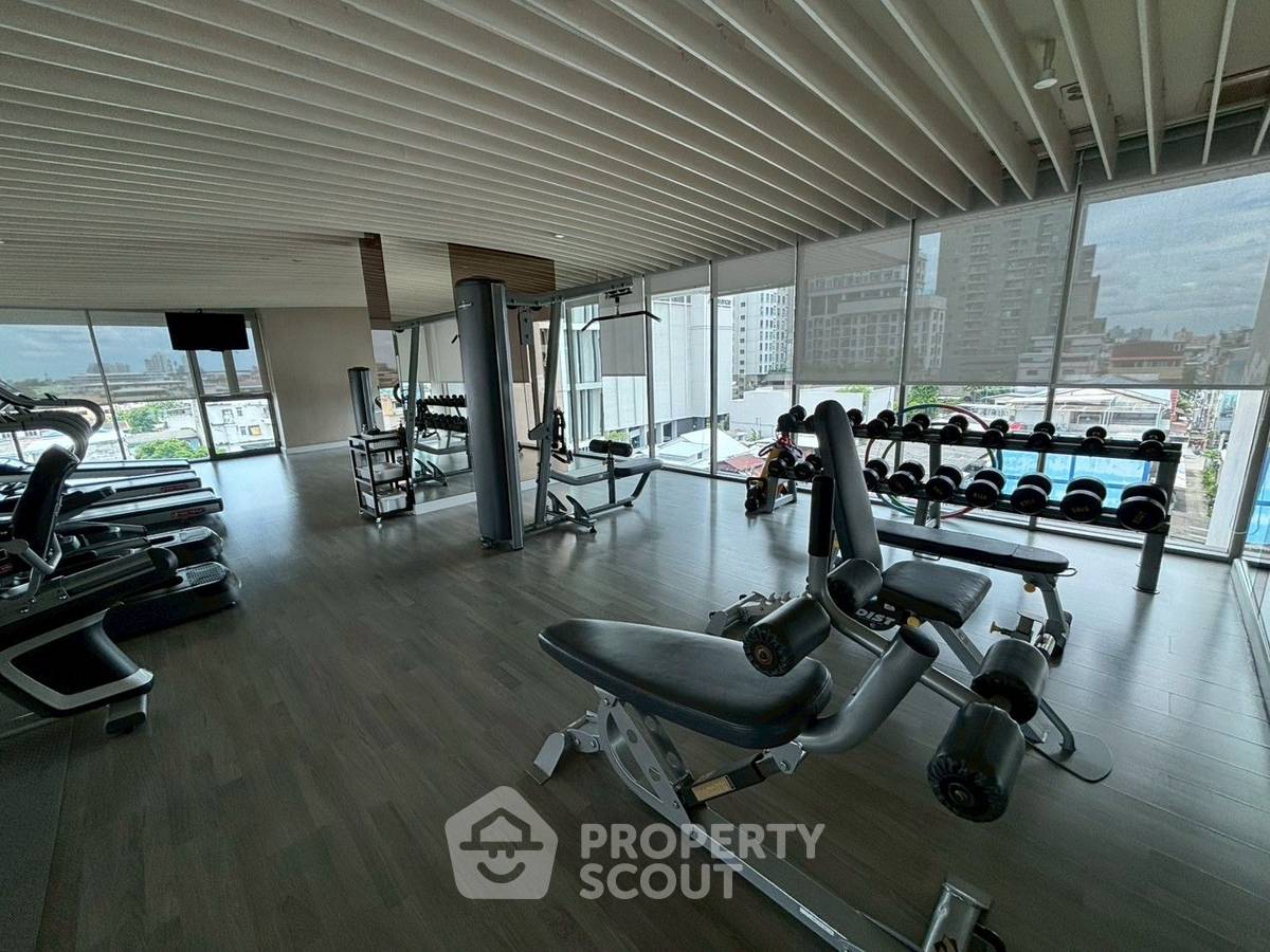 รูป คอนโด 2 ห้องนอน 88 ตร.ม. The Room ใกล้ BTS วงเวียนใหญ่ 70 ม. (ID 2304355) - รูปที่ 14/18