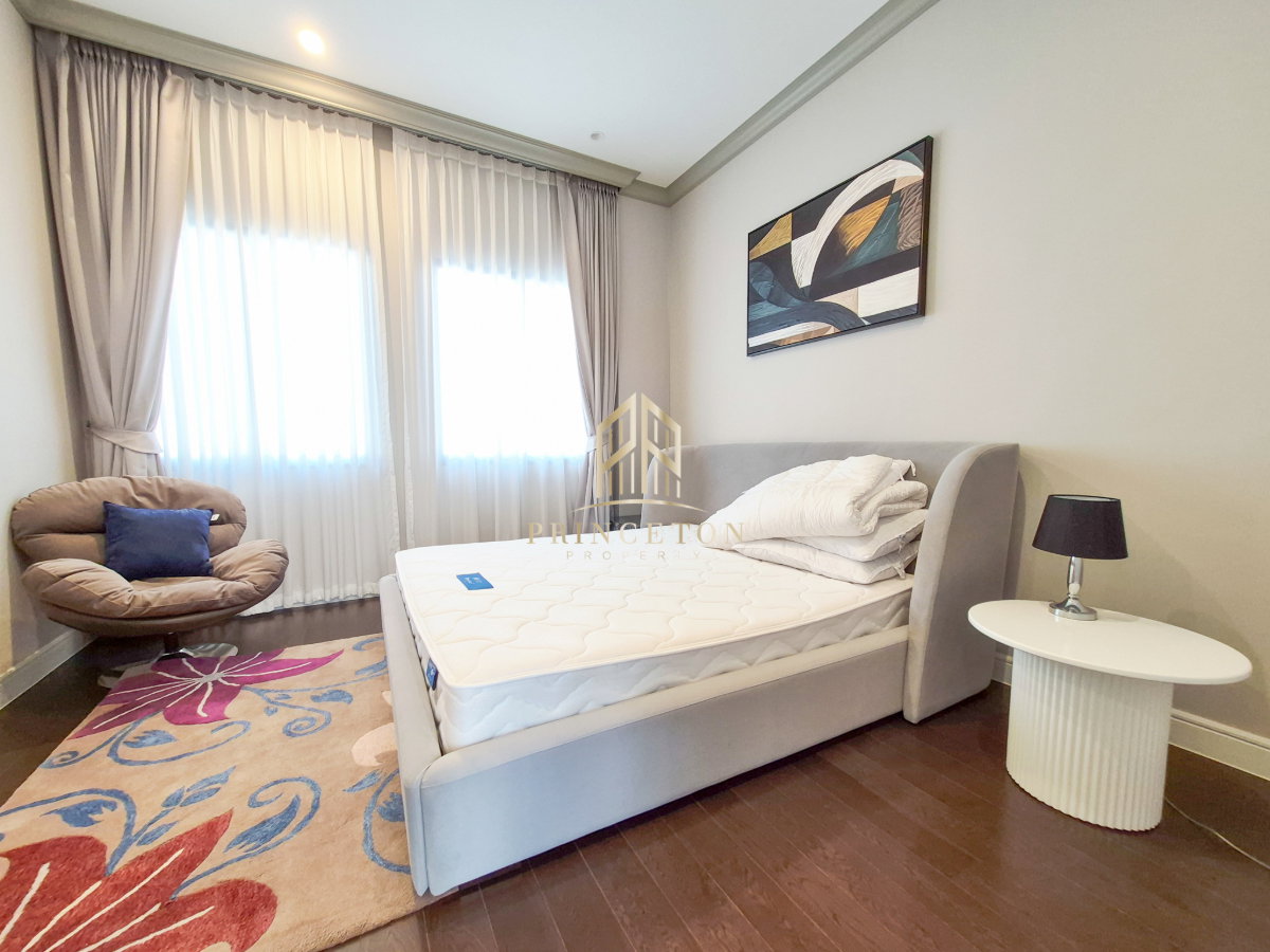 รูป บ้านหรูสไตล์คฤหาสน์ นาราสิริ กรุงเทพกรีฑา (แปลงมุม) - รูปที่ 38/47