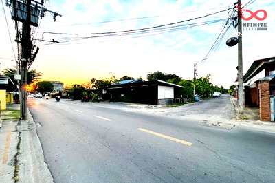ขายที่ดิน : ขายที่ดินเปล่า 300 ตร.ว.พหลโยธิน 54/1 ซอยแม่จีน คลองถนน